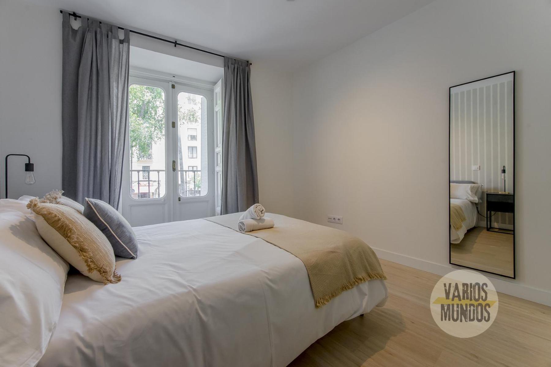 Spacious New Aparment Para 8Pax En La Plaza De Tirso E1 Madrid Extérieur photo