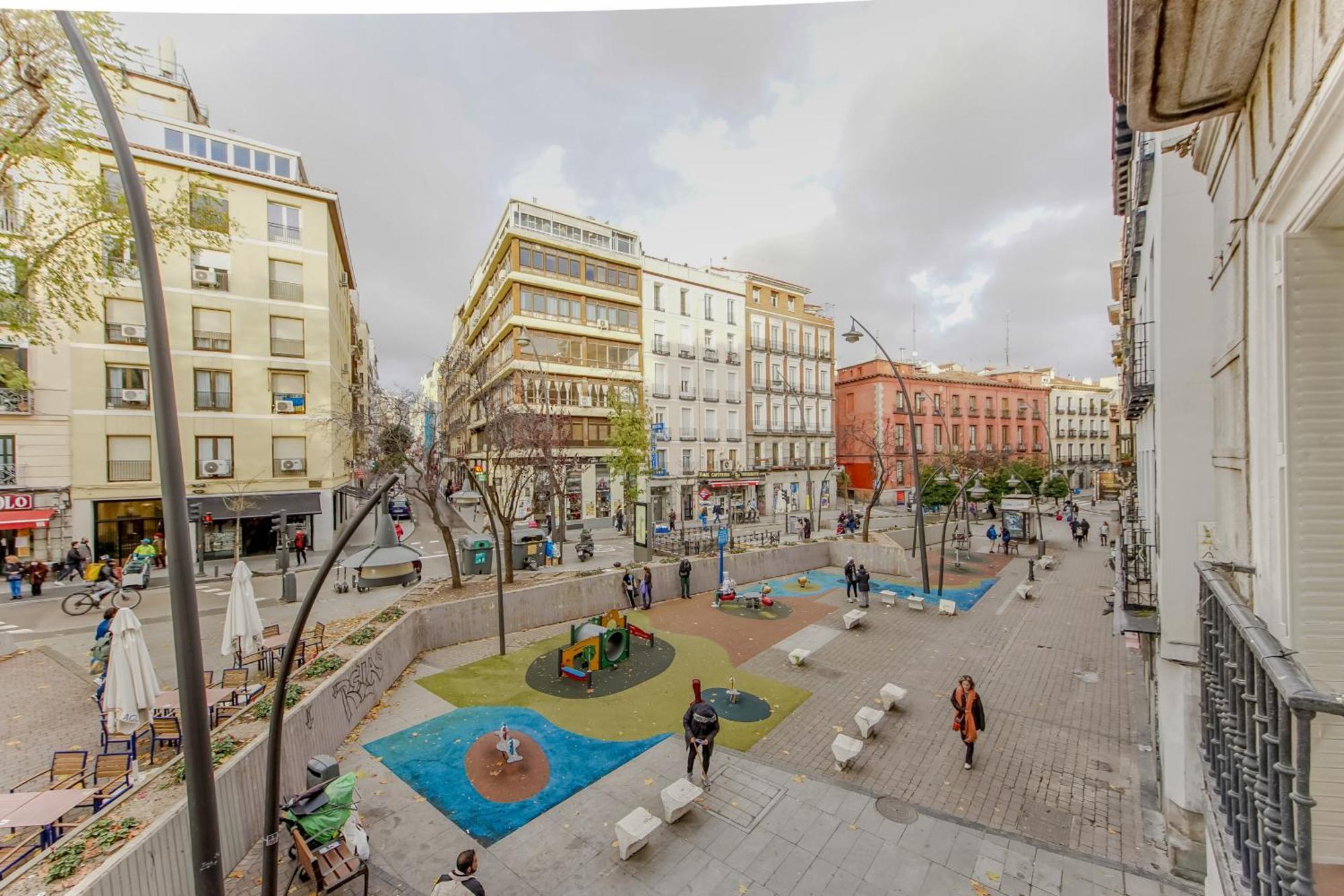 Spacious New Aparment Para 8Pax En La Plaza De Tirso E1 Madrid Extérieur photo